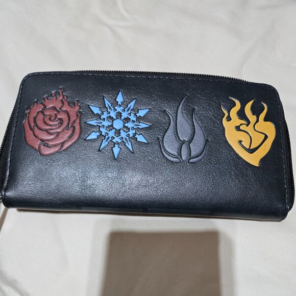 Official Rooster Teeth RWBY Team RWBY Zip-Around Wallet - Picture 4 of 6